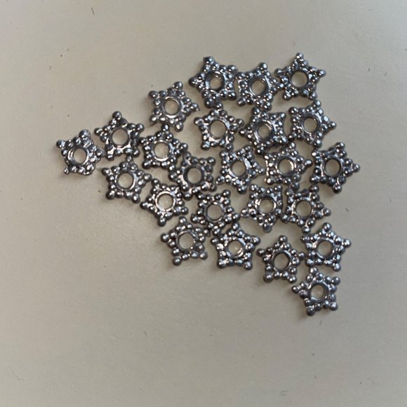 Beads and Stars, red & gray beads with beautiful patterns and small silver stars - Picture 3 of 8